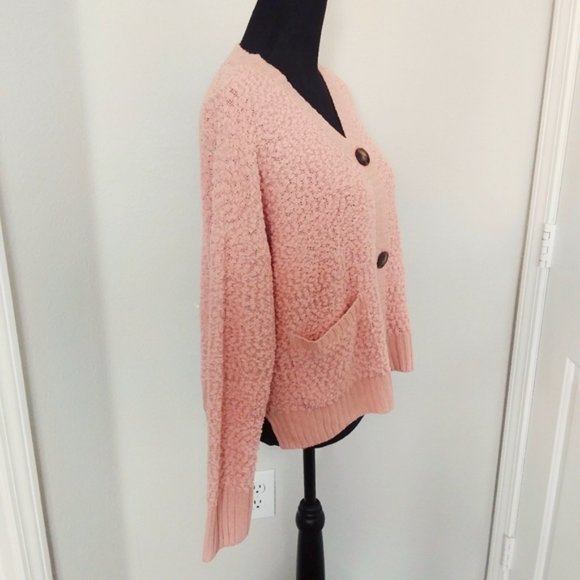 Francesca's | NWT Canna Popcorn Cropped Cardigan - Picture 9 of 16
